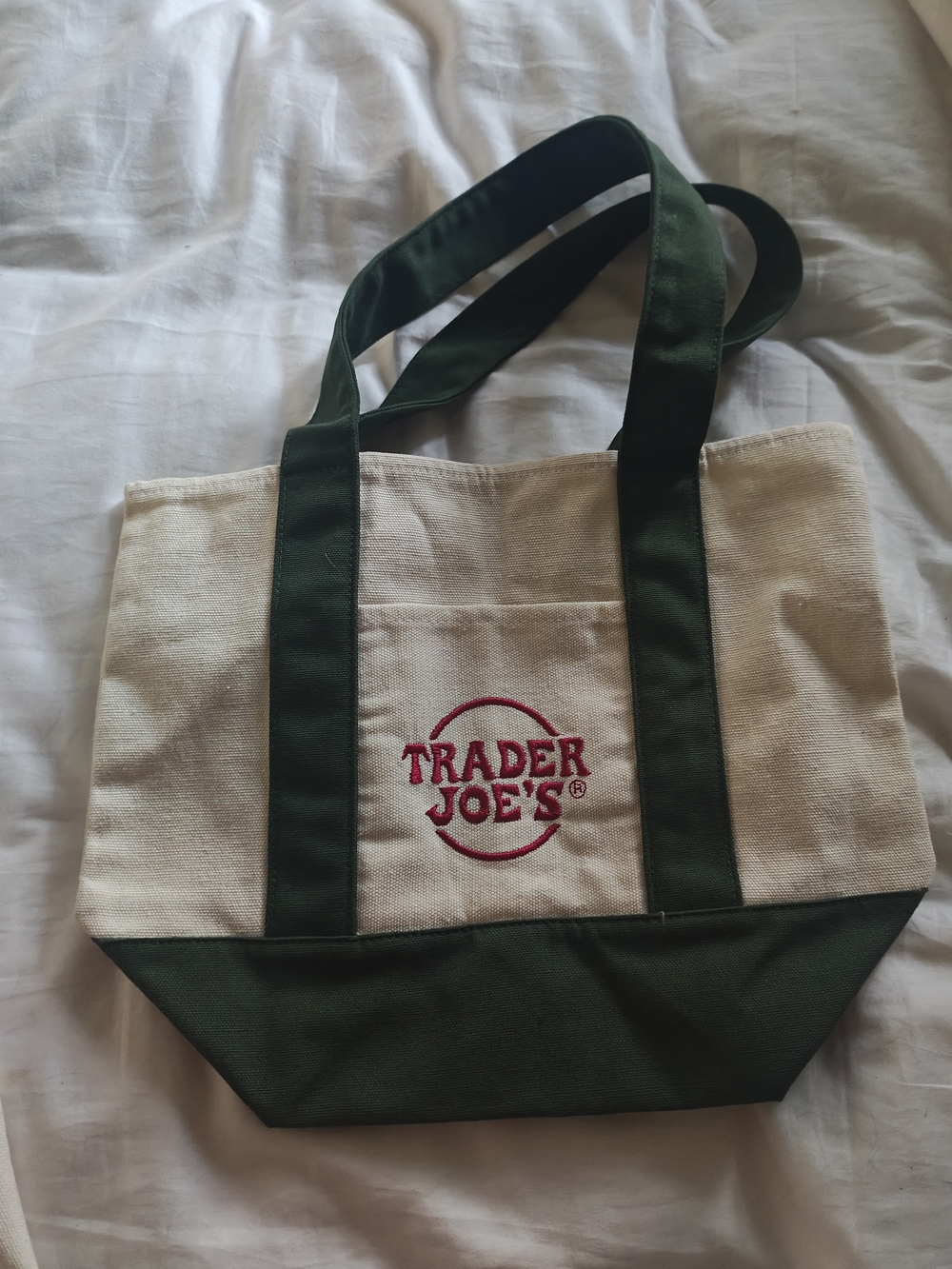 LIMITED EDITION NWOT Trader Joe's Mini Canvas Tote in Cream and Forest Green